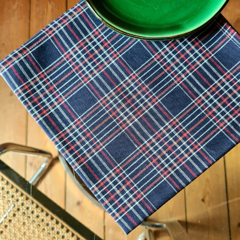 SERVIETTE DE TABLE EN KELSCH – Image 3